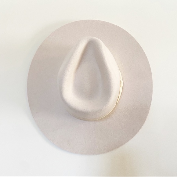 UO Flat Brim Felt Fedora - Picture 6 of 6